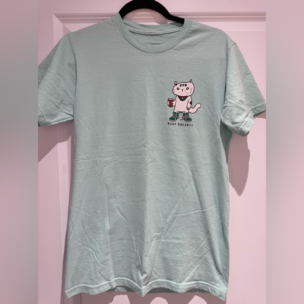 Riot society shirt , cat with ramen , teal, fits small or medium